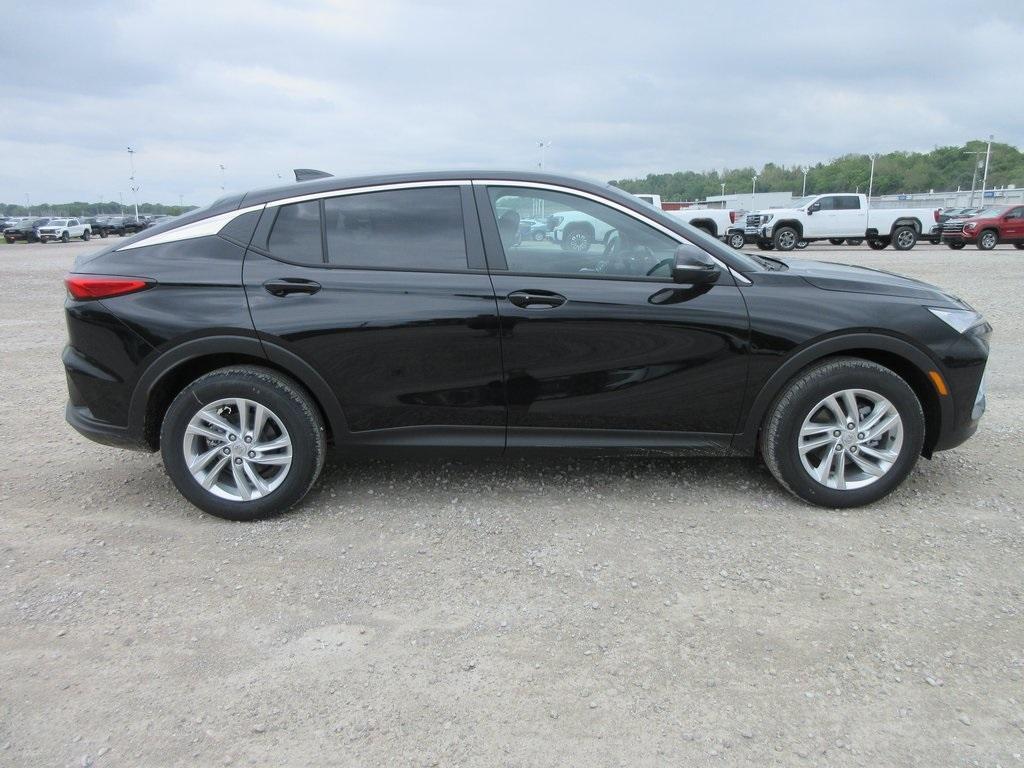 new 2025 Buick Envista car, priced at $26,761