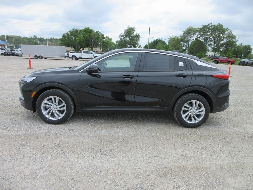 new 2025 Buick Envista car, priced at $26,761