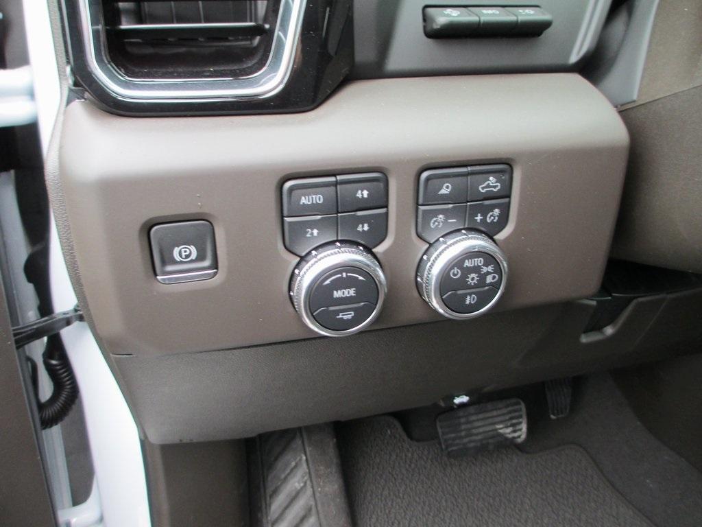 new 2025 GMC Sierra 2500 car, priced at $75,551