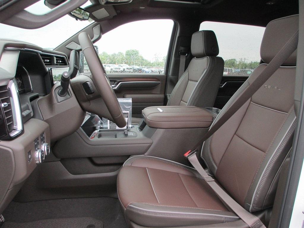 new 2025 GMC Sierra 2500 car, priced at $75,551