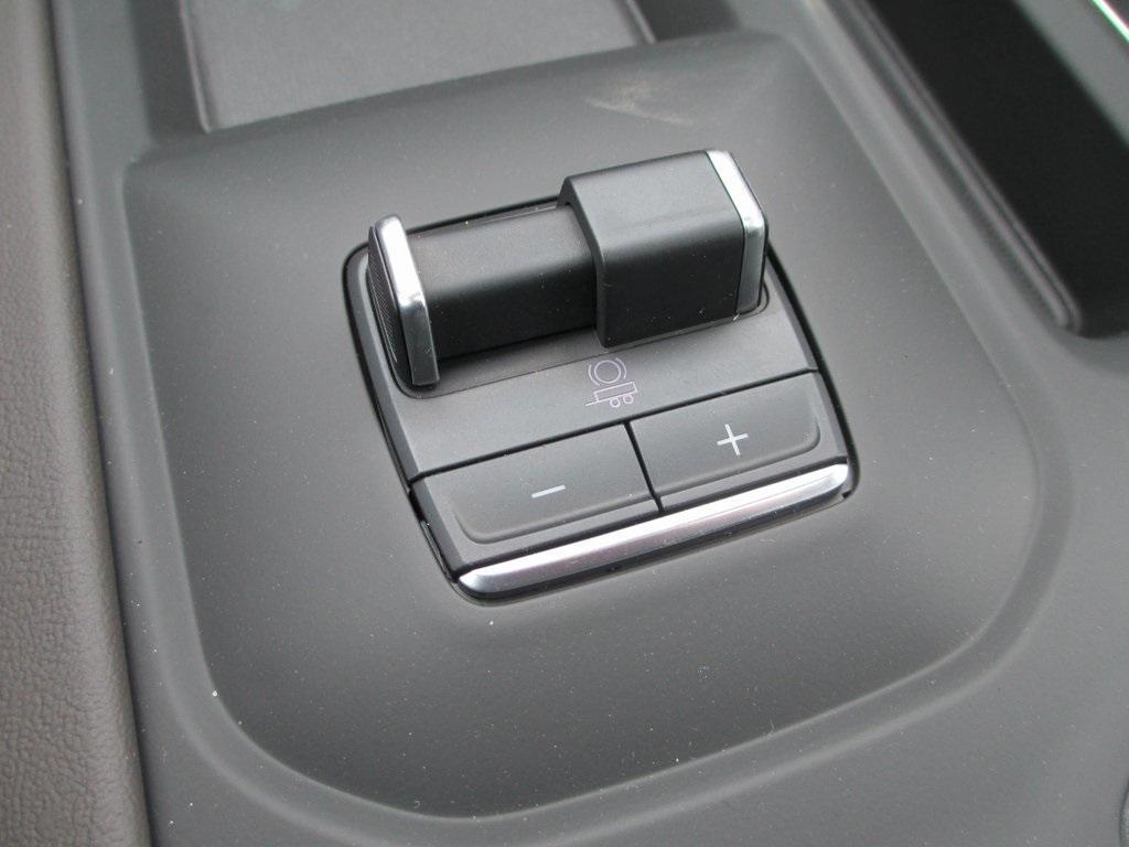new 2025 GMC Sierra 2500 car, priced at $75,551
