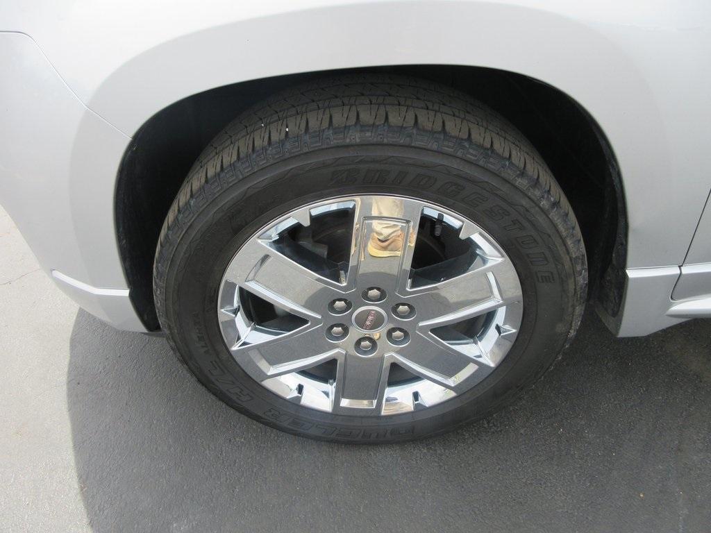 used 2015 GMC Acadia car, priced at $14,495