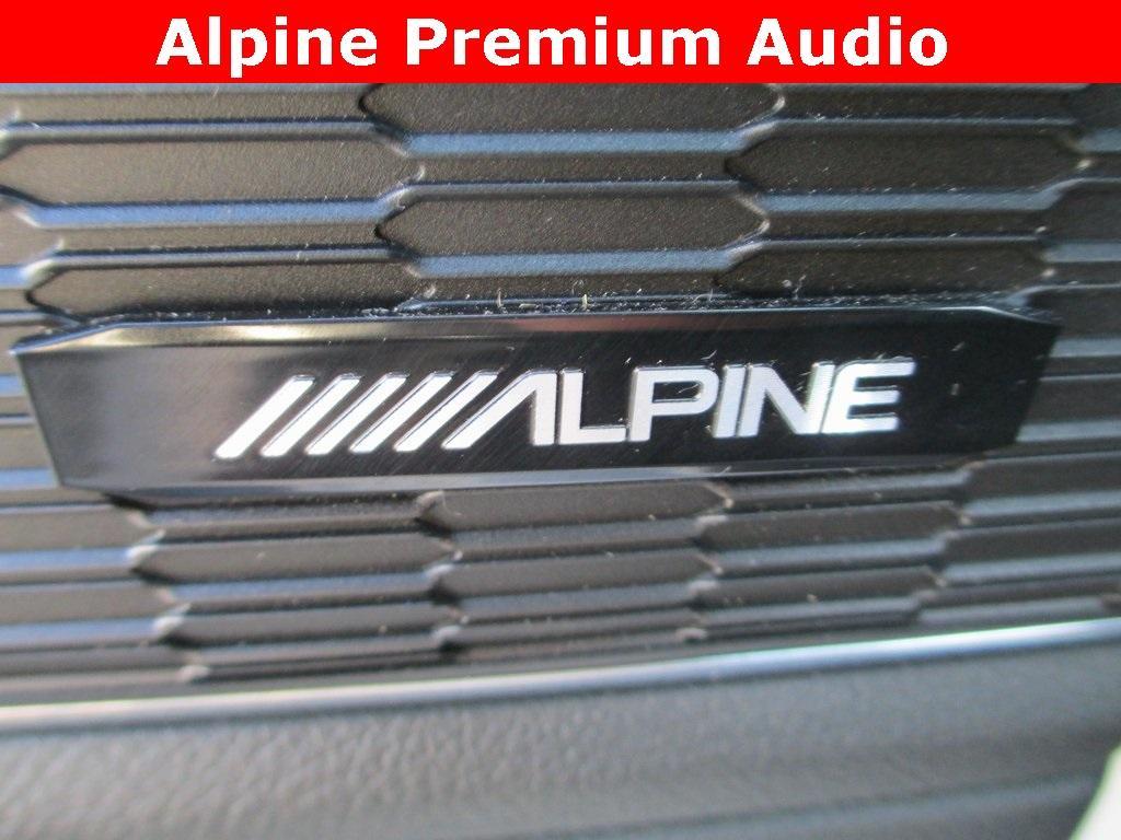 used 2022 Jeep Grand Cherokee car, priced at $38,995