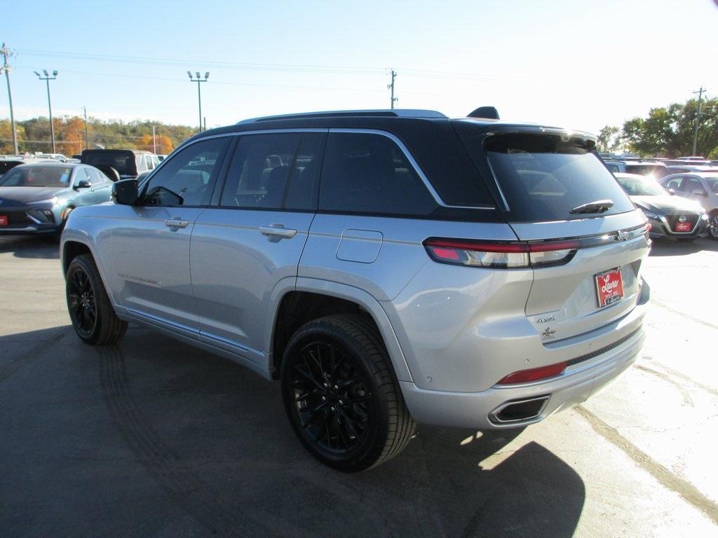 used 2022 Jeep Grand Cherokee car, priced at $38,995