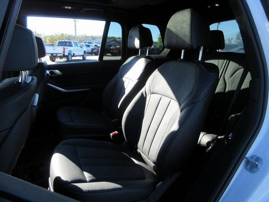 used 2022 BMW X7 car, priced at $54,995