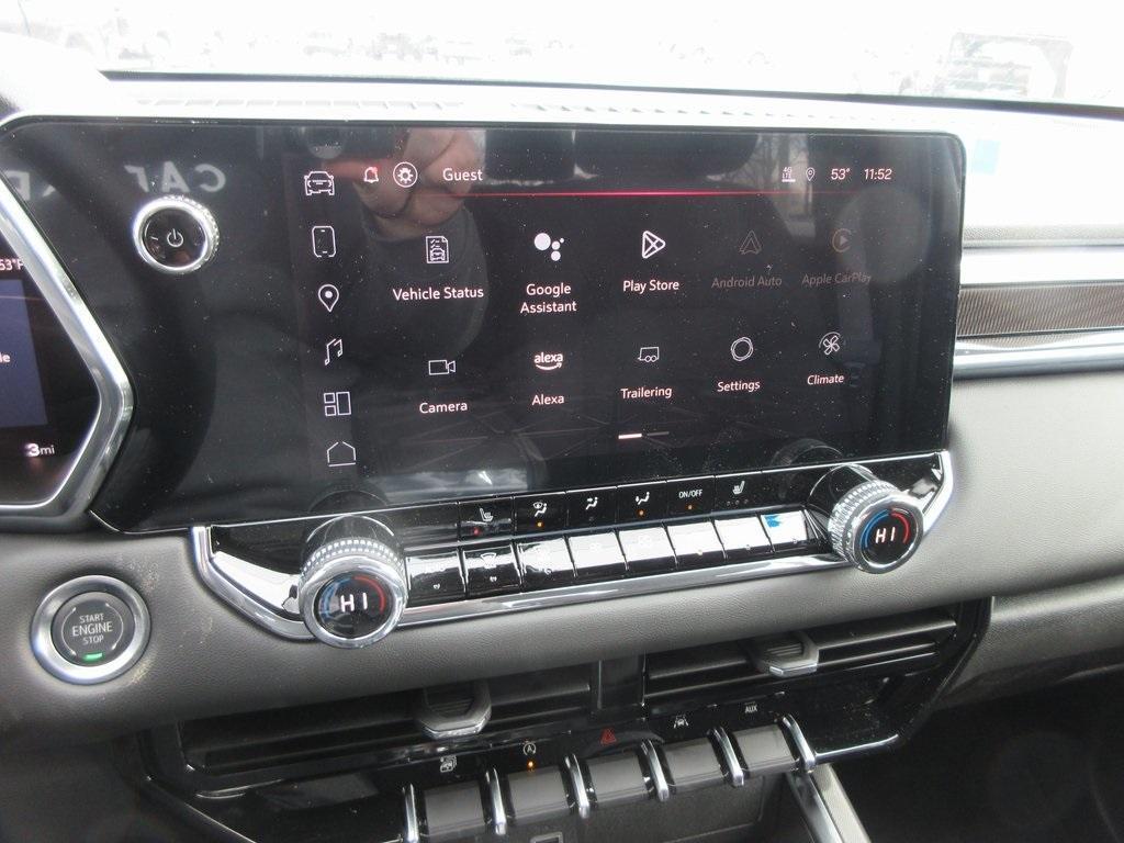 new 2025 GMC Canyon car, priced at $43,772