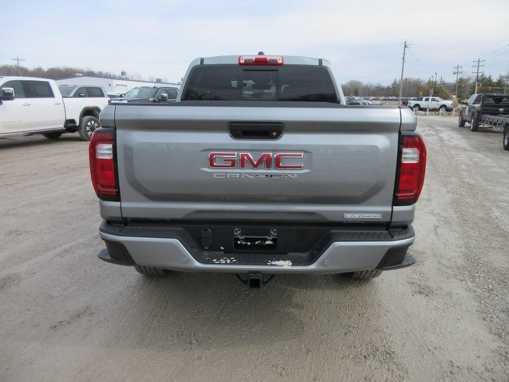 new 2025 GMC Canyon car, priced at $45,875