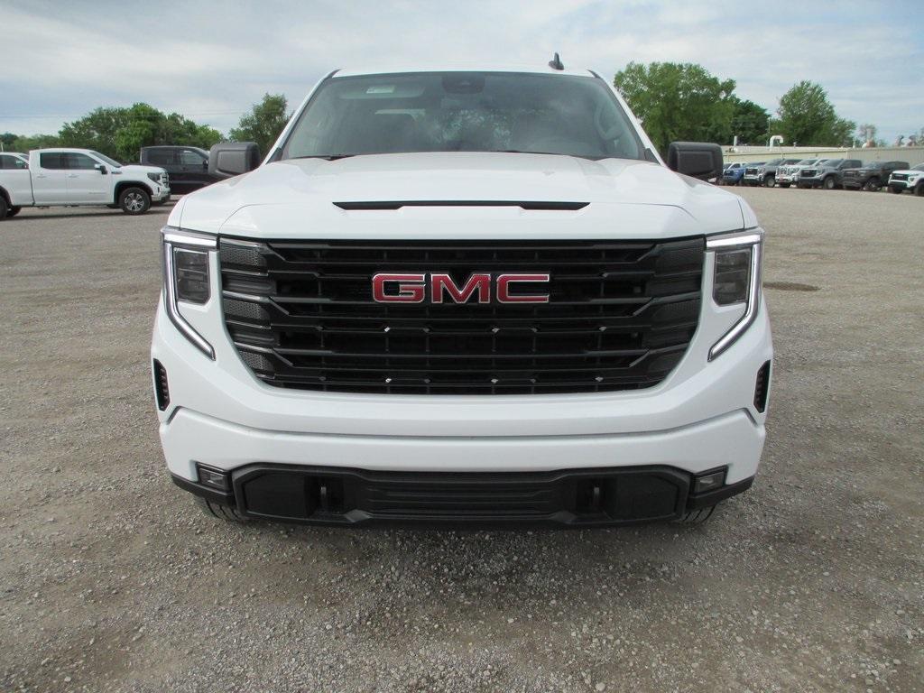 new 2025 GMC Sierra 1500 car, priced at $53,111