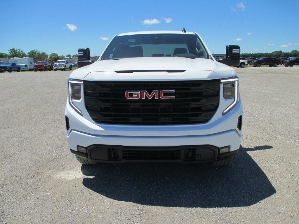 new 2025 GMC Sierra 1500 car, priced at $51,464