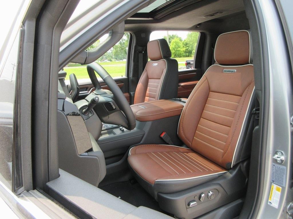 new 2025 GMC Sierra 2500 car, priced at $91,008