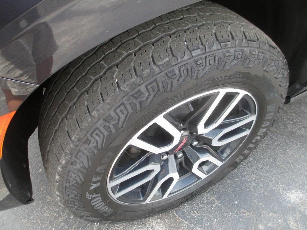 used 2024 GMC Yukon car, priced at $68,495