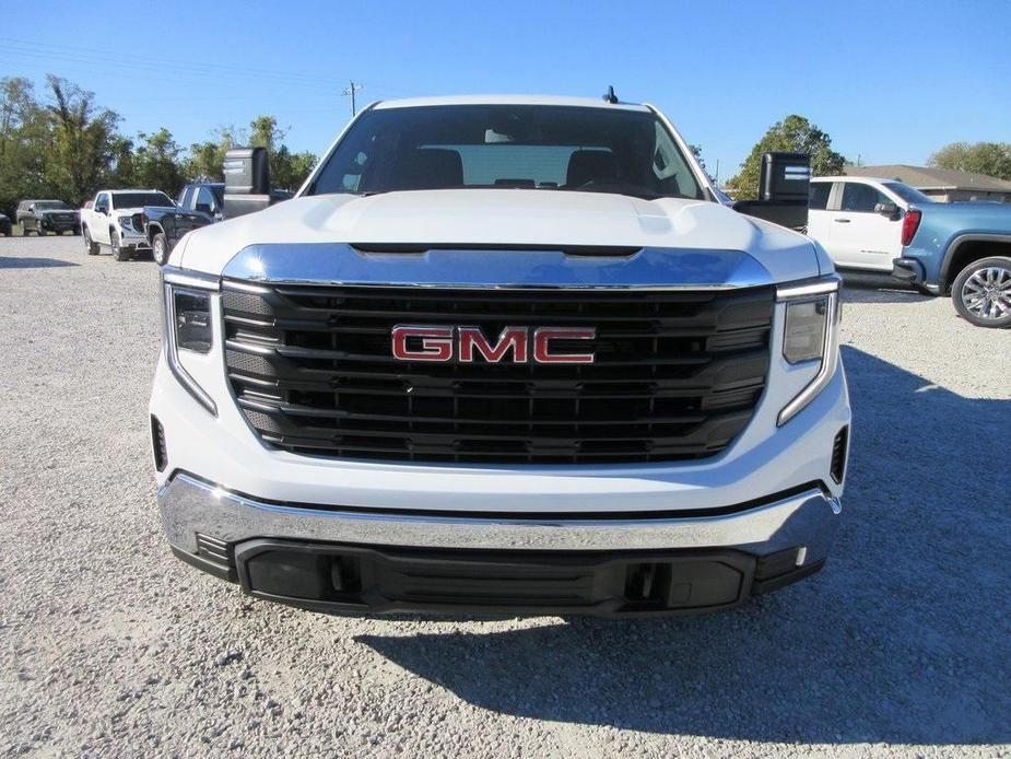 new 2025 GMC Sierra 1500 car, priced at $45,180