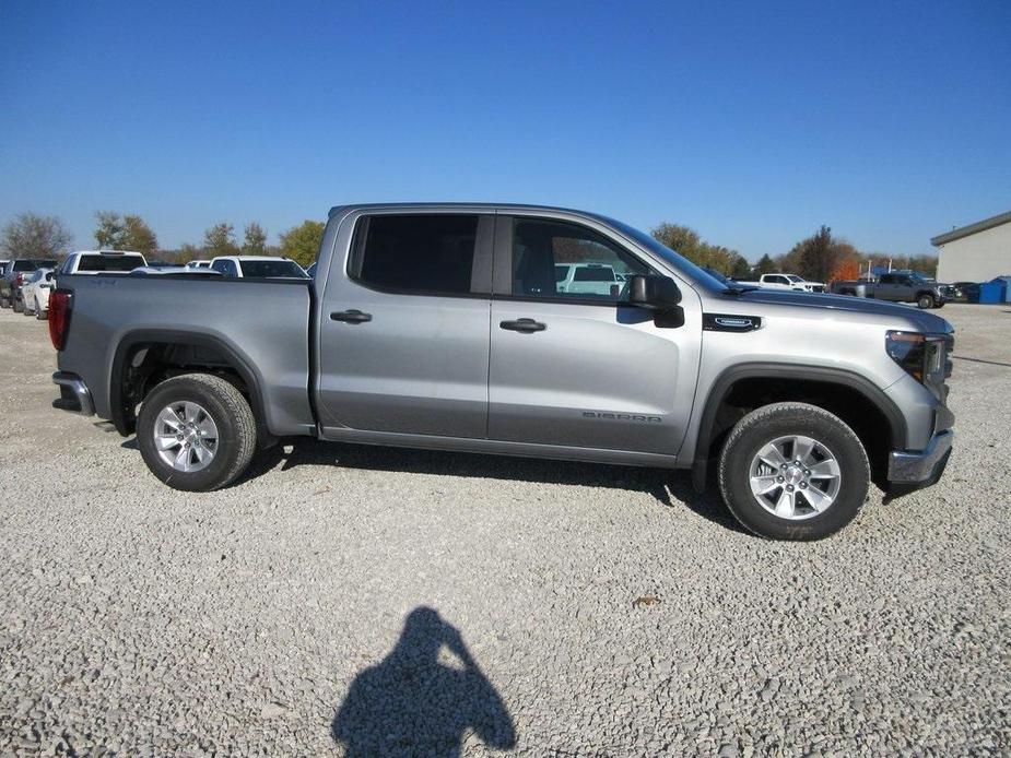 new 2025 GMC Sierra 1500 car, priced at $45,121