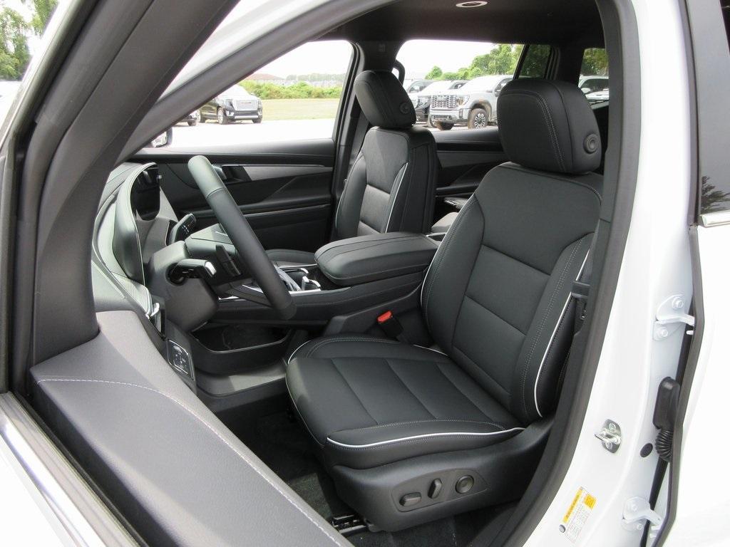new 2025 Buick Enclave car