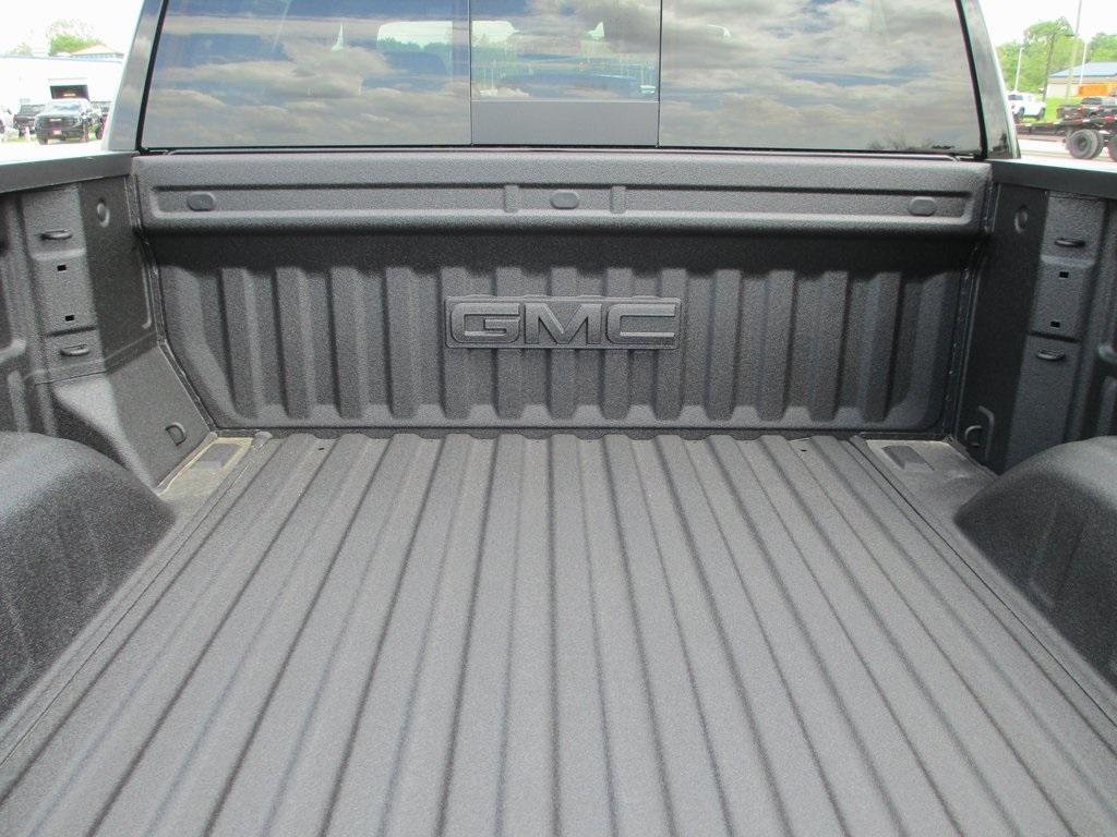 new 2025 GMC Sierra 1500 car, priced at $58,590