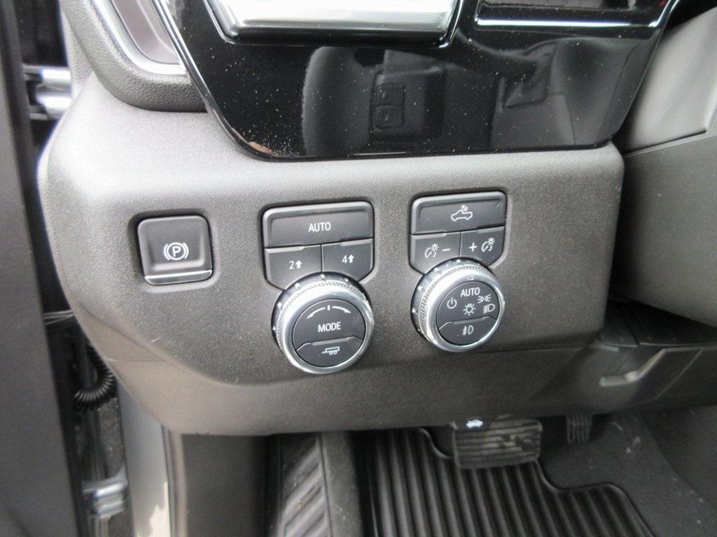 new 2025 GMC Sierra 1500 car, priced at $51,902