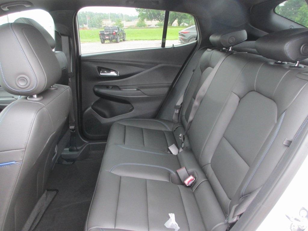 new 2025 Buick Envista car, priced at $27,818