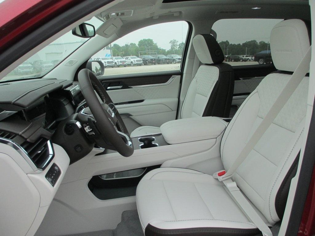 new 2025 GMC Acadia car, priced at $57,024