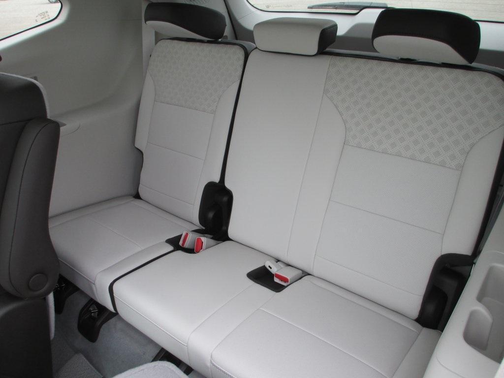 new 2025 GMC Acadia car, priced at $57,024