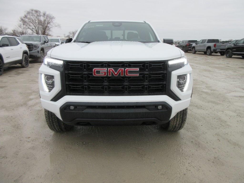 new 2025 GMC Canyon car, priced at $43,320