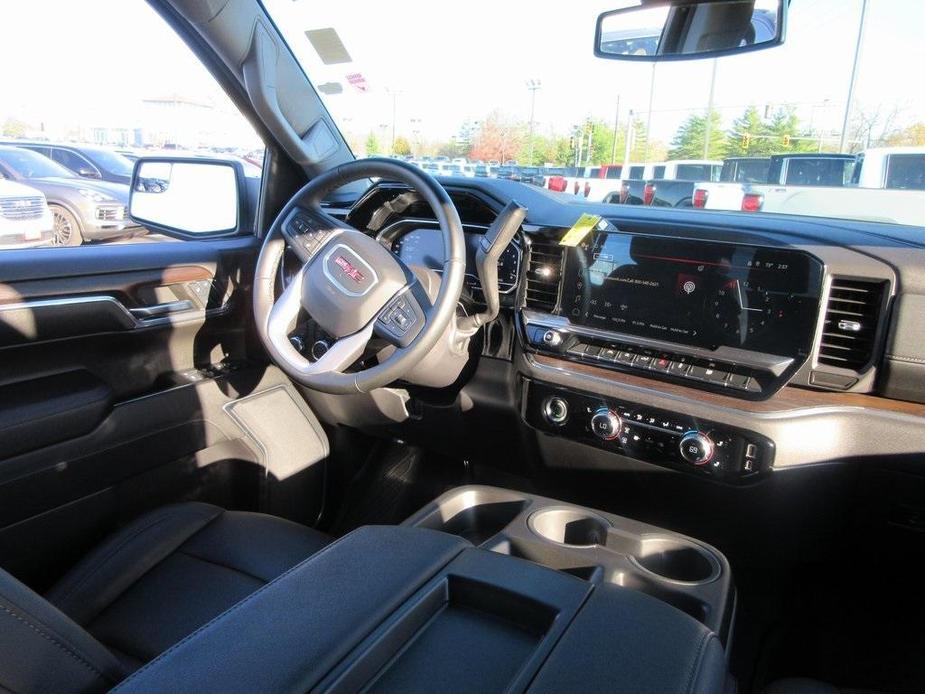 used 2024 GMC Sierra 1500 car, priced at $45,995