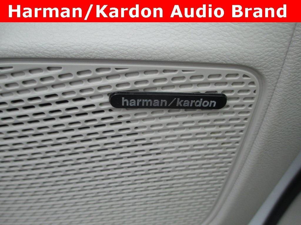 used 2019 Chrysler Pacifica car, priced at $15,495