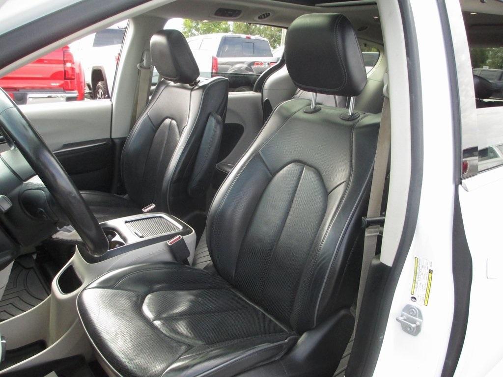 used 2019 Chrysler Pacifica car, priced at $15,495