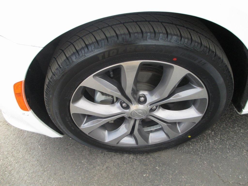 used 2019 Chrysler Pacifica car, priced at $15,495