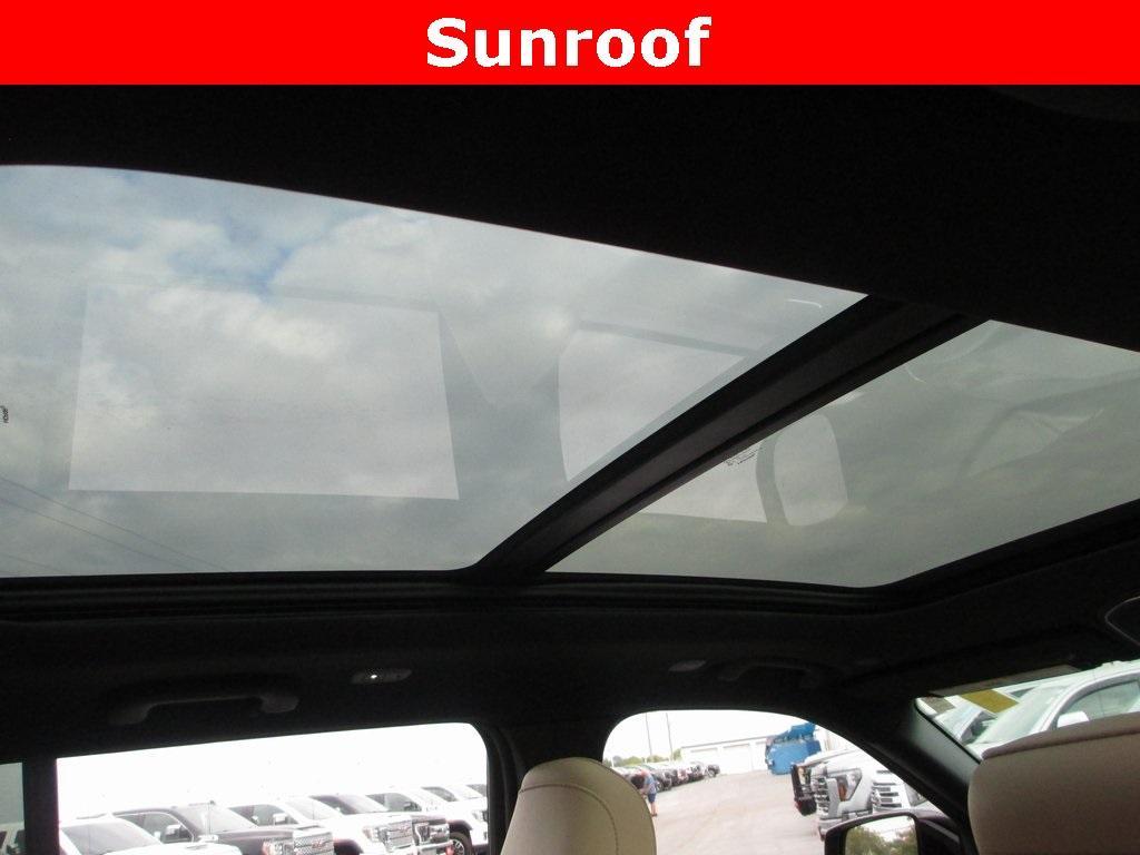 used 2024 Jeep Grand Cherokee car, priced at $36,995