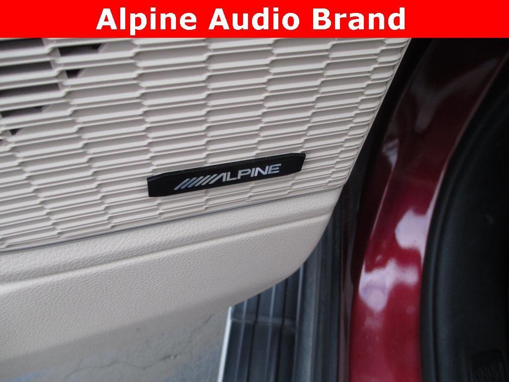 used 2024 Jeep Grand Cherokee car, priced at $36,995