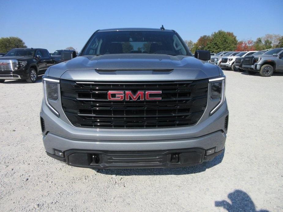 new 2025 GMC Sierra 1500 car, priced at $55,378