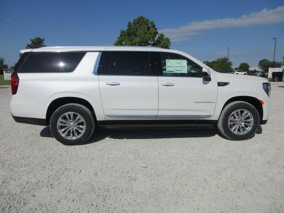 new 2024 GMC Yukon XL car