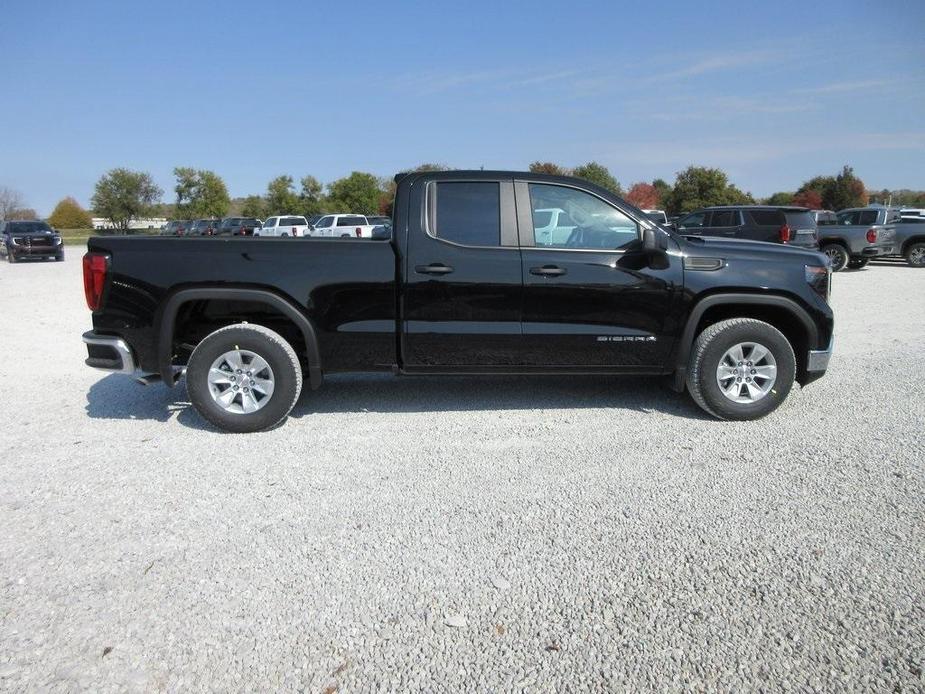 new 2025 GMC Sierra 1500 car, priced at $43,206