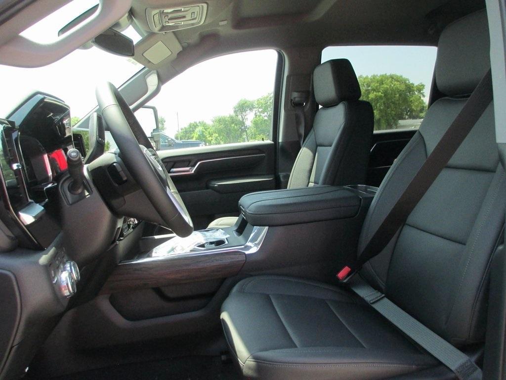 new 2025 GMC Sierra 3500 car, priced at $79,287