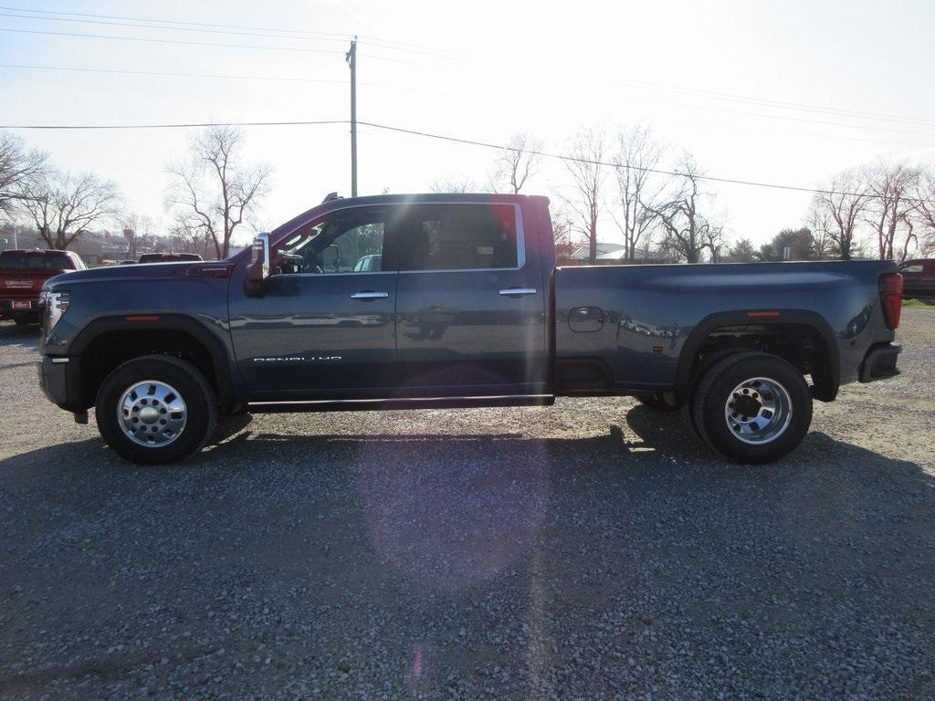 new 2025 GMC Sierra 3500 car, priced at $96,033