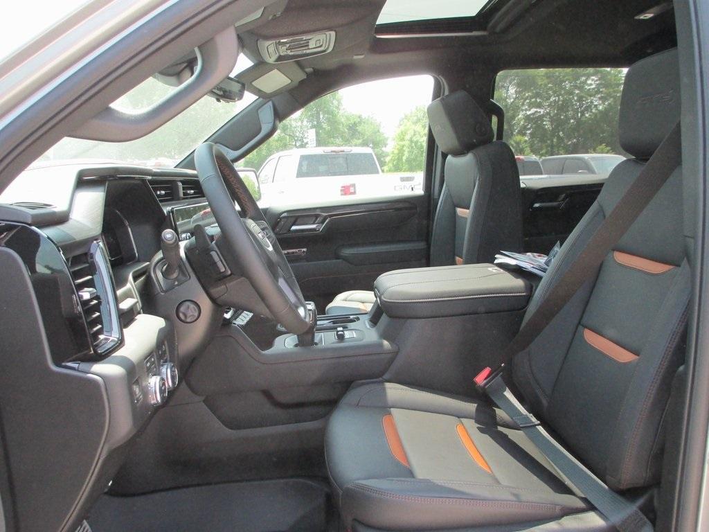 new 2025 GMC Sierra 1500 car, priced at $65,487