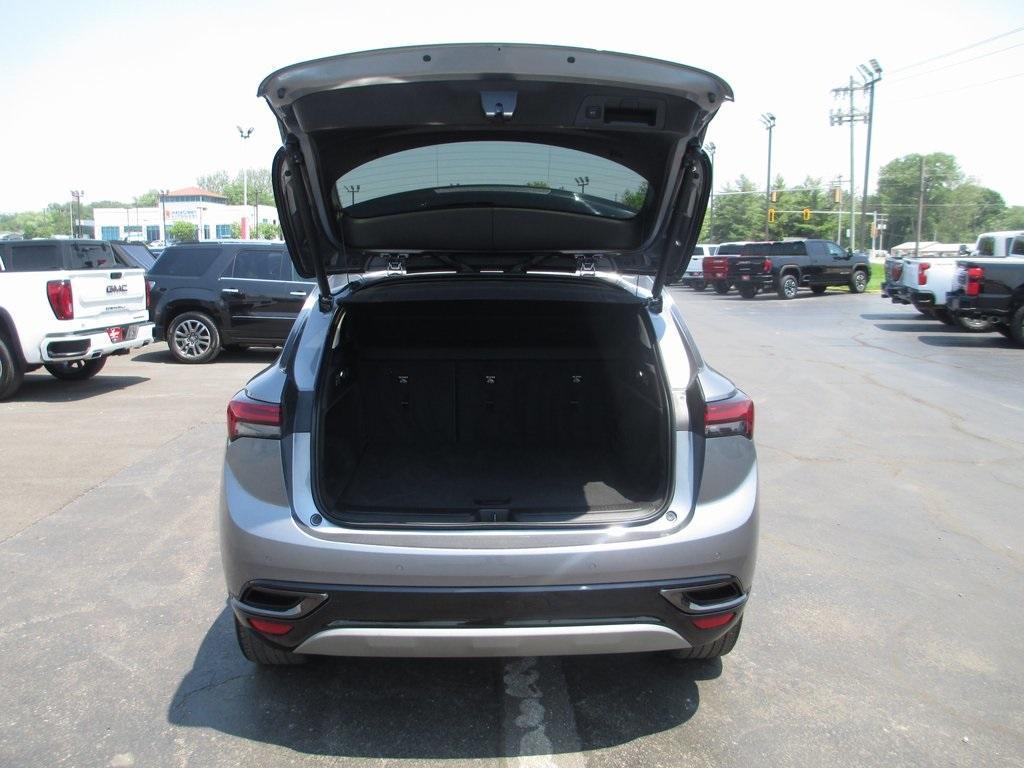 used 2022 Buick Envision car, priced at $24,995