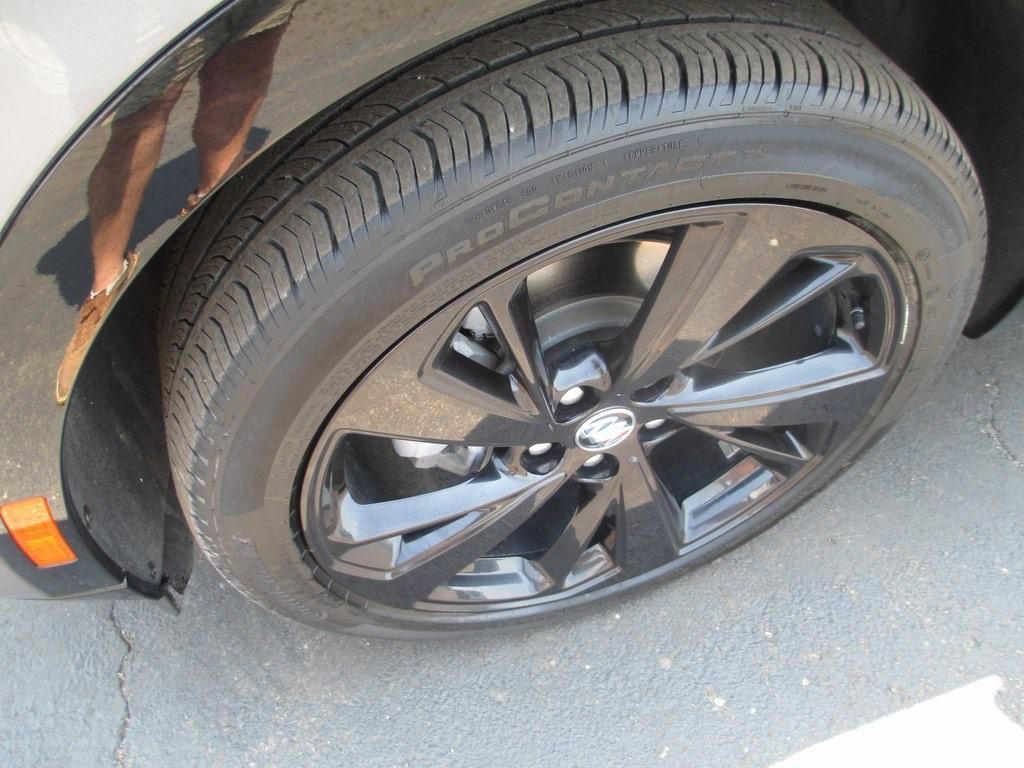 used 2022 Buick Envision car, priced at $24,995