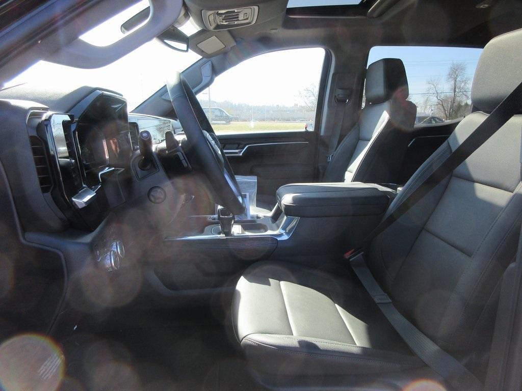 new 2025 GMC Sierra 1500 car, priced at $60,470