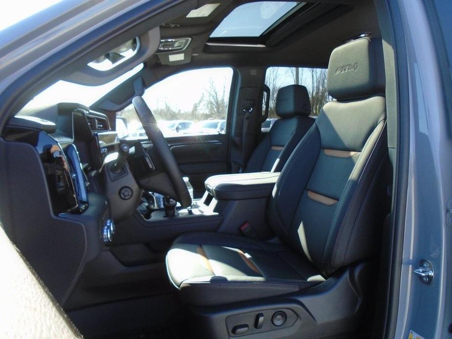 new 2024 GMC Sierra 1500 car, priced at $73,690