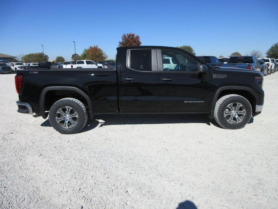 new 2025 GMC Sierra 1500 car, priced at $47,264