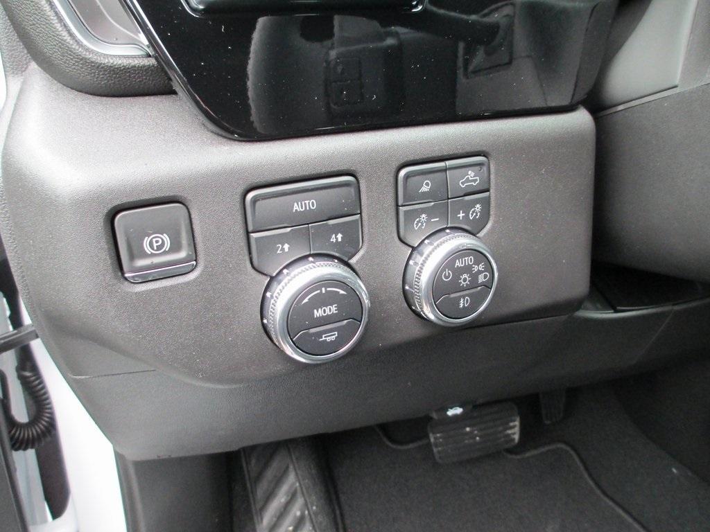 new 2025 GMC Sierra 1500 car, priced at $56,590