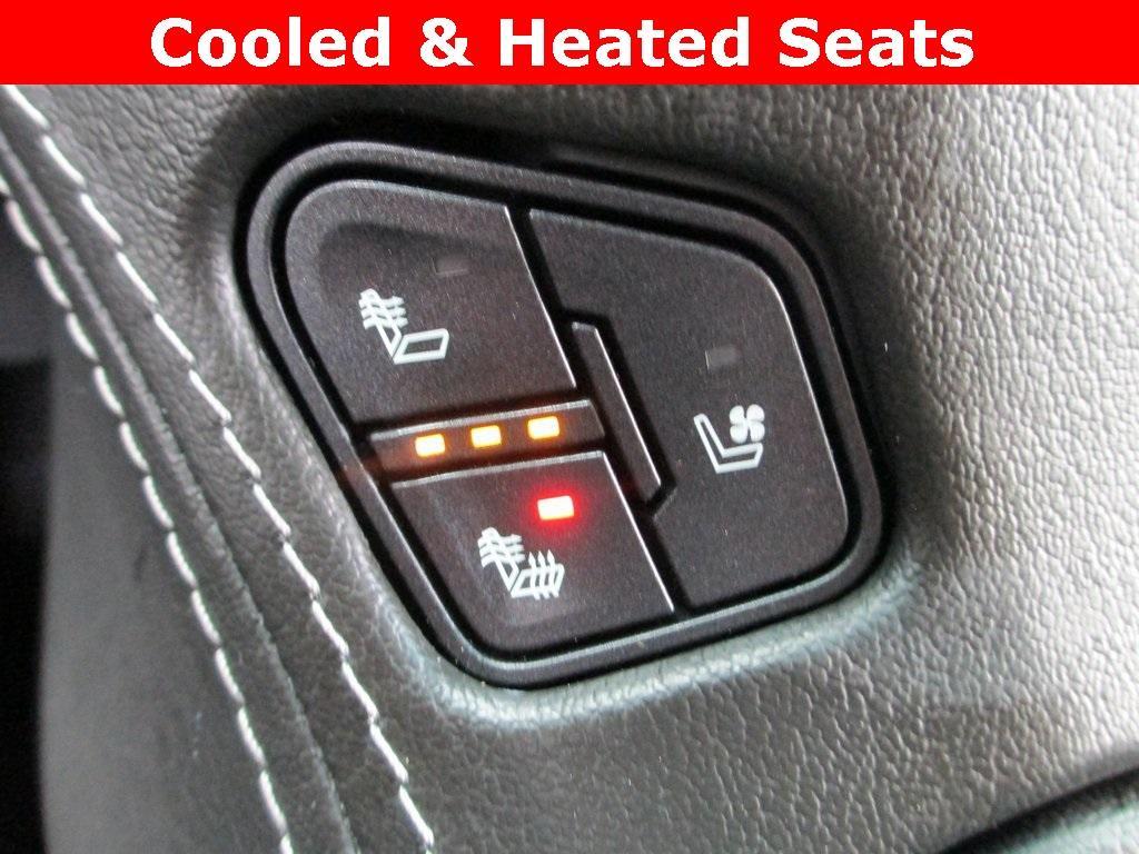 used 2019 GMC Yukon car, priced at $37,995