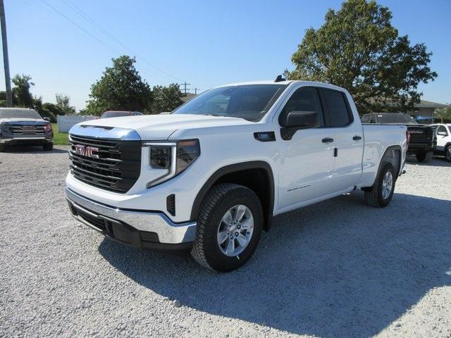 new 2025 GMC Sierra 1500 car, priced at $42,613