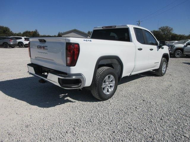 new 2025 GMC Sierra 1500 car, priced at $42,613