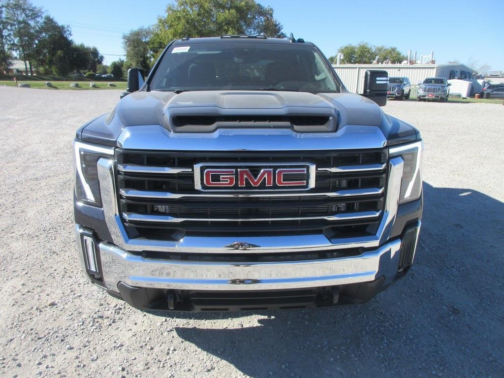 new 2026 GMC Sierra 3500 car, priced at $70,503
