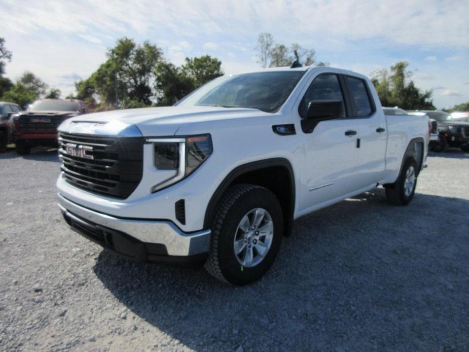 new 2025 GMC Sierra 1500 car, priced at $42,069