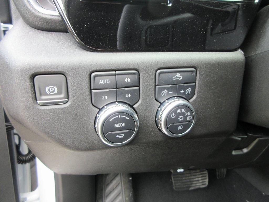 new 2025 GMC Sierra 3500 car, priced at $59,362