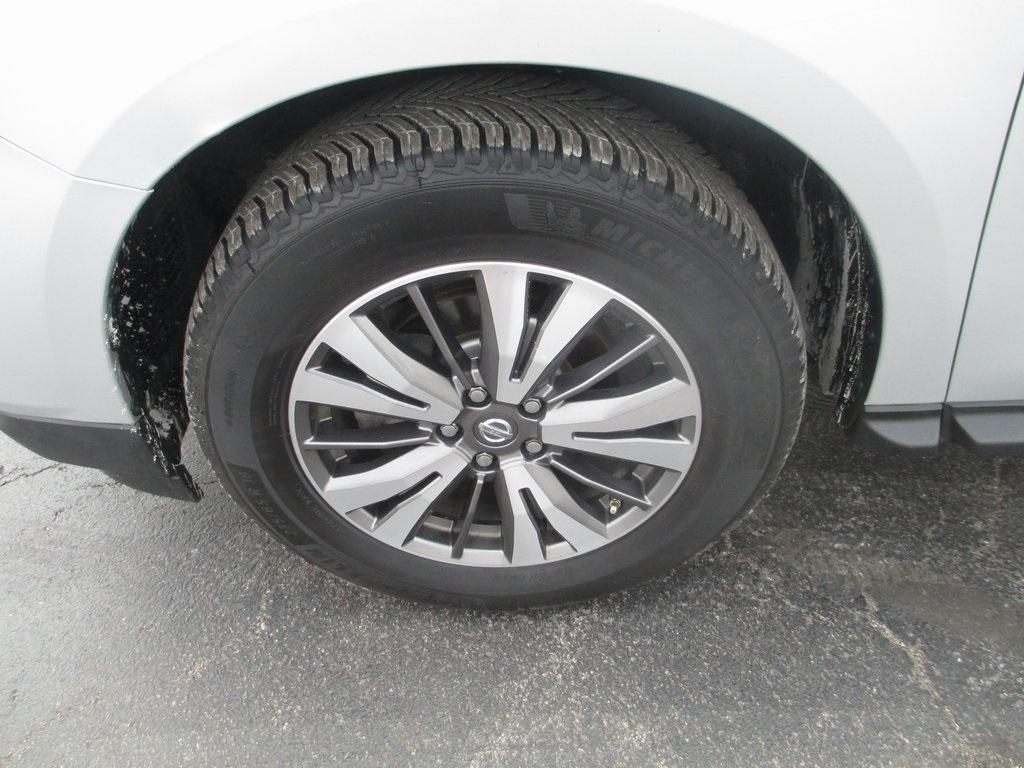 used 2017 Nissan Pathfinder car, priced at $7,995