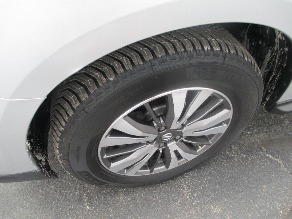 used 2017 Nissan Pathfinder car, priced at $7,995